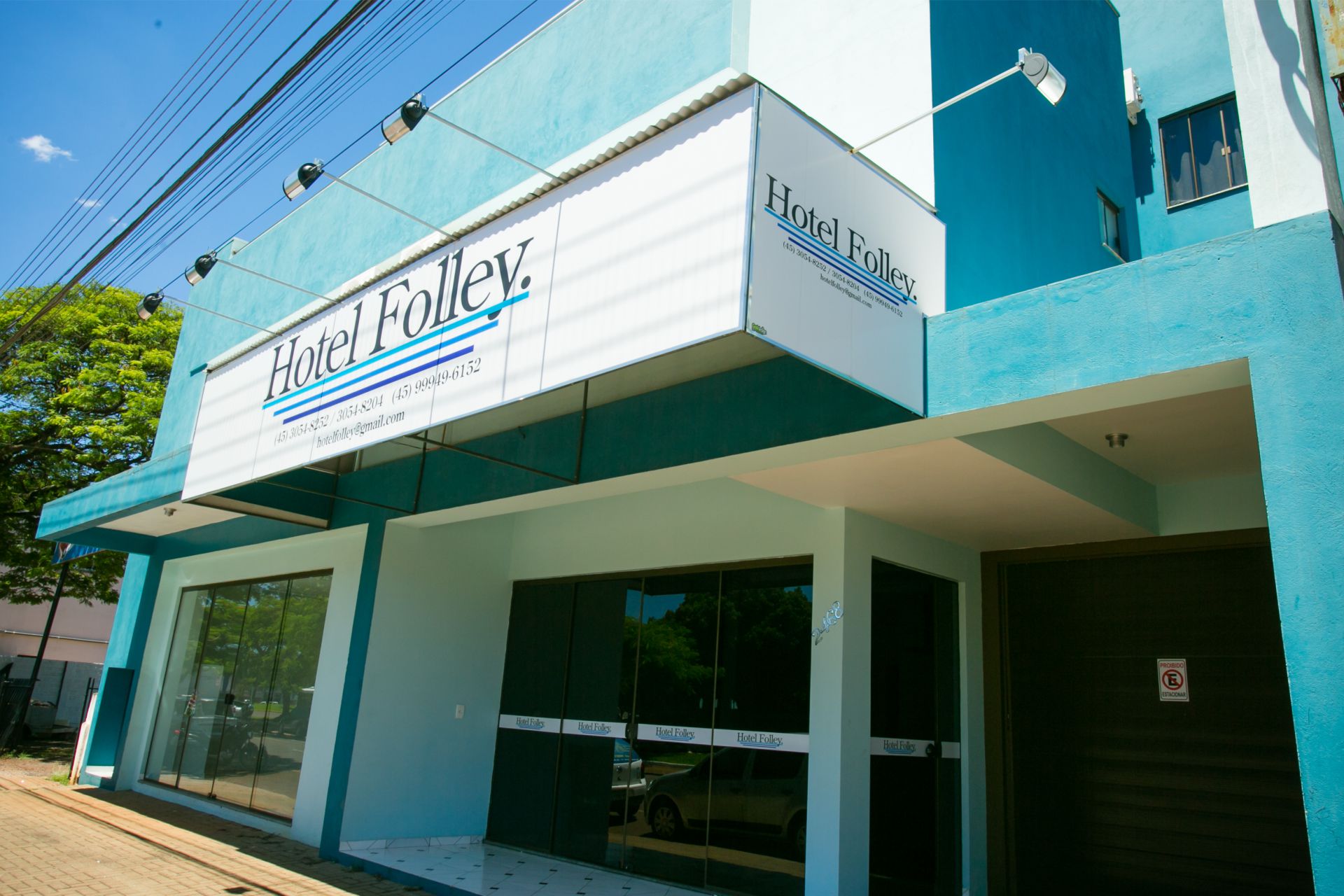 Fachada real do Hotel Folley em Toledo